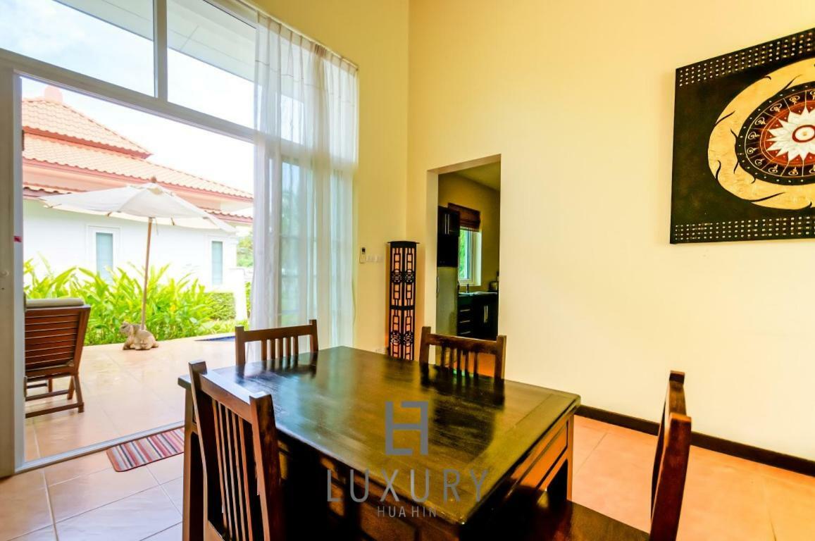 Bali Style 2 Bedroom Villa With Pool - B99 หัวหิน ภายนอก รูปภาพ